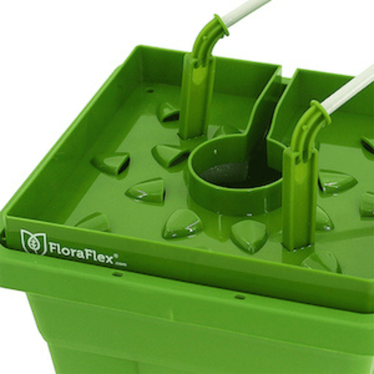 FloraFlex FloraCap 6x6 top-feeding tool in green, enhances air flow and reduces algae on rockwool cubes, shown in close-up.