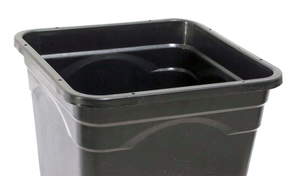 Black square pot designed for ebb and flow hydroponic systems, ideal for plant growth and expansion.