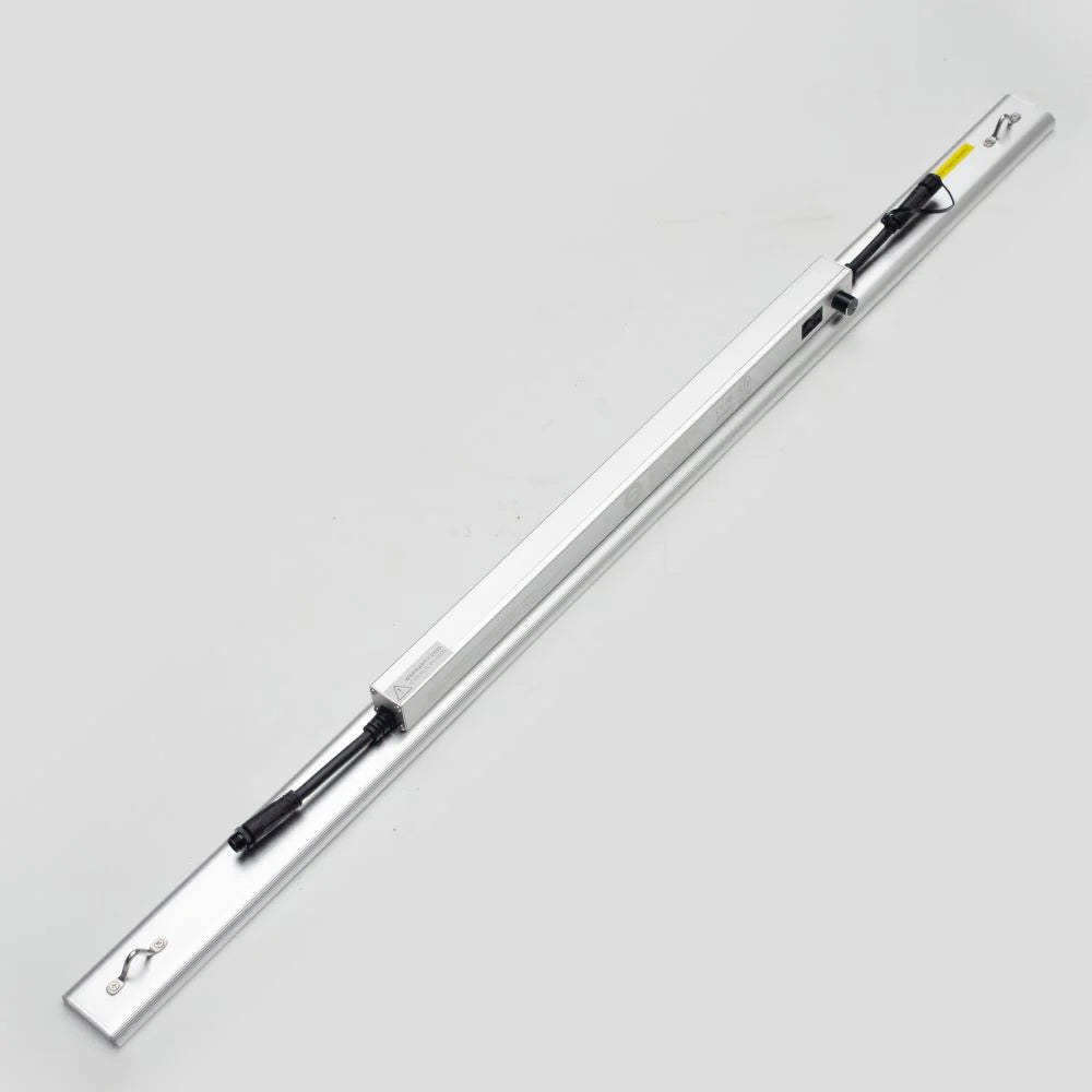 Grand Master LEDs Tarantula 660nm Booster Bar 30W LED Grow Light product image 6