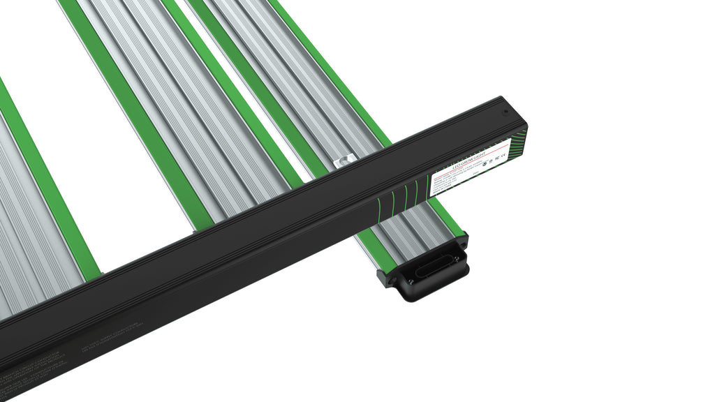 Iluminar iLogic 1030W Full Spectrum Plus LED Grow Light product image 5